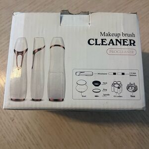 Makeup Brush Cleaner